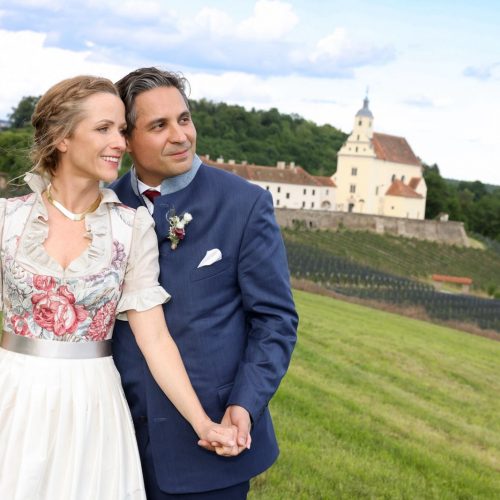 63edaa3c-0562-4ee0-b0e1-d9b3cd2da5b1